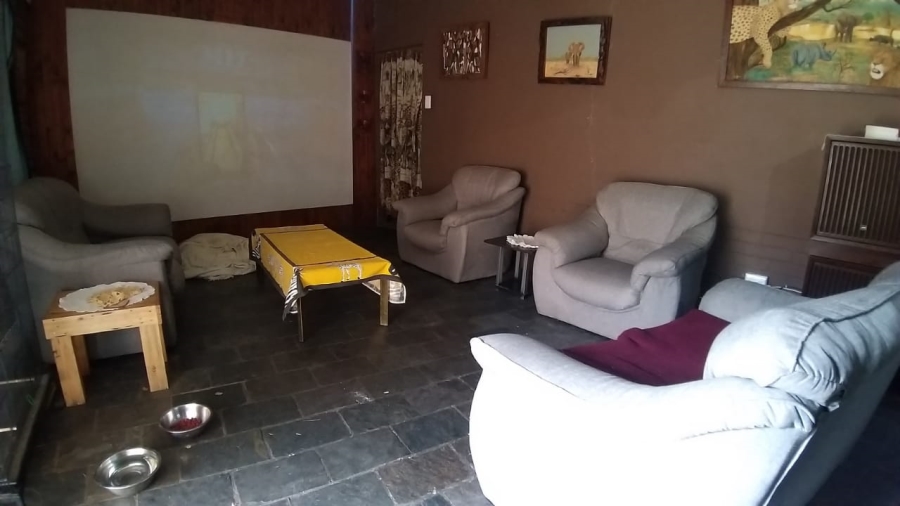 4 Bedroom Property for Sale in Hennenman Free State